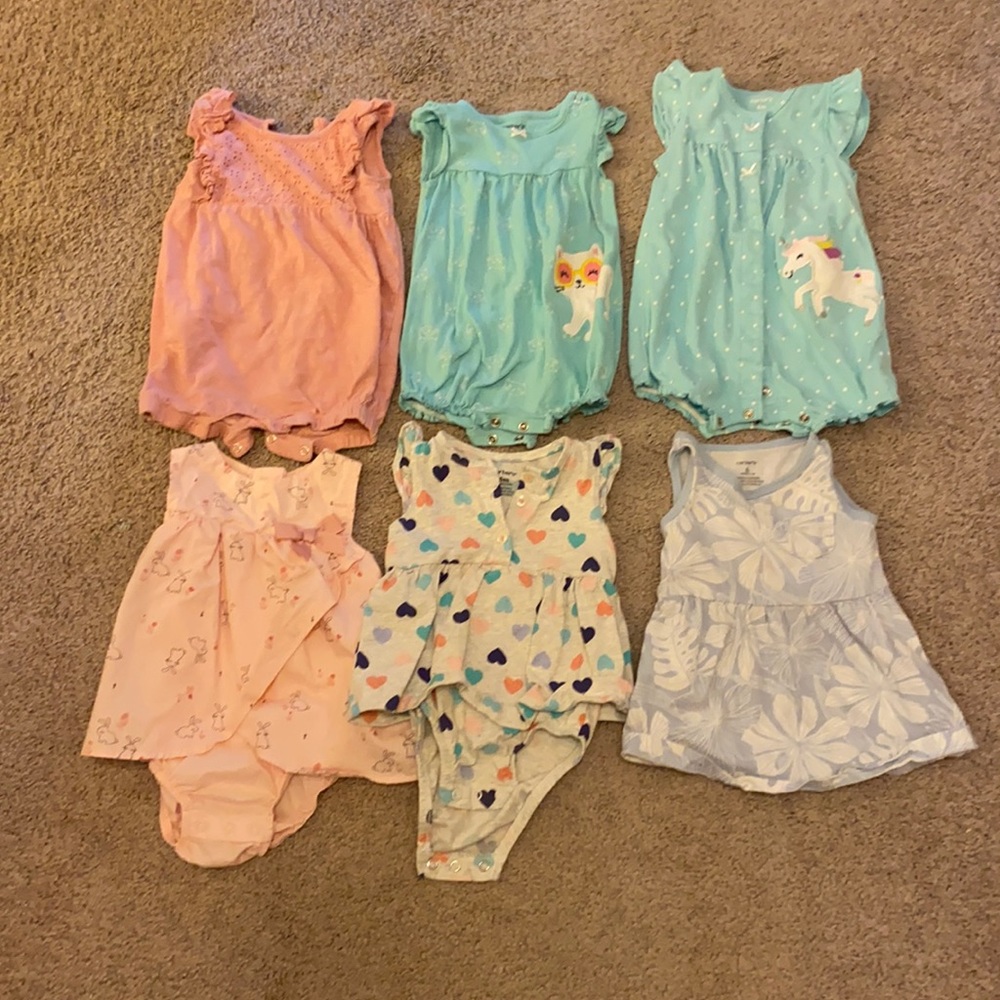 Bundle of six month warm weather outfits
